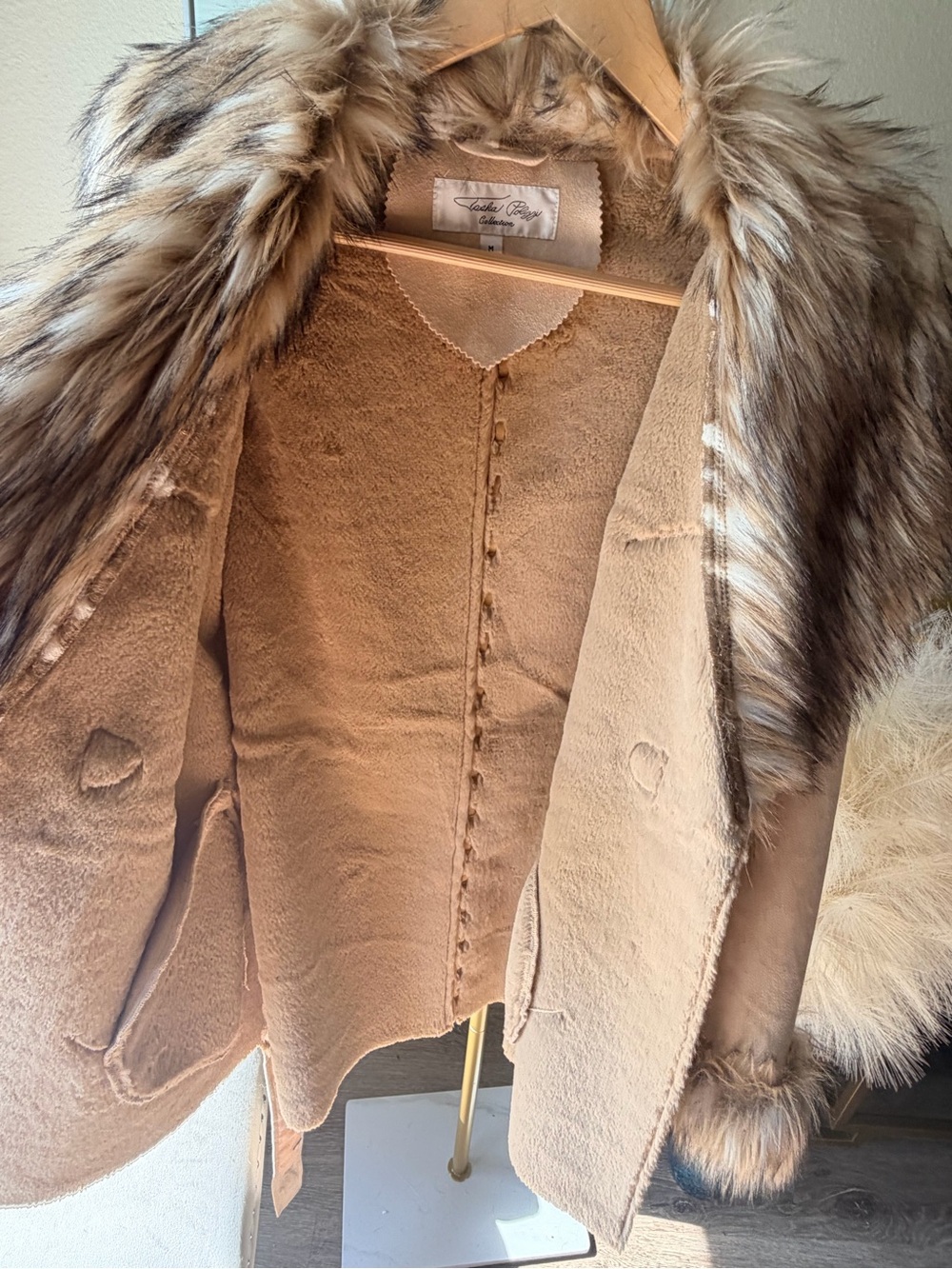 Tasha Polizzi Cream Coat with Faux Fur Trim - Picture 16 of 17